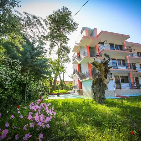 Apart-hotel Mali Apartmanhotel