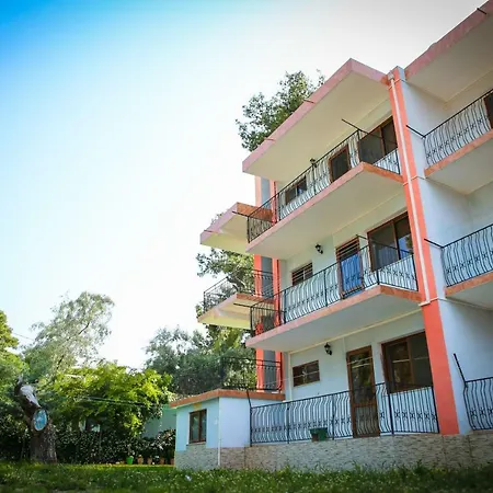 Apart-hotel Mali Aparthotel 3*